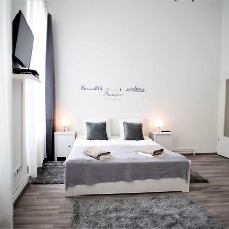 Castle Trees Apartment Βουδαπέστη Εξωτερικό φωτογραφία