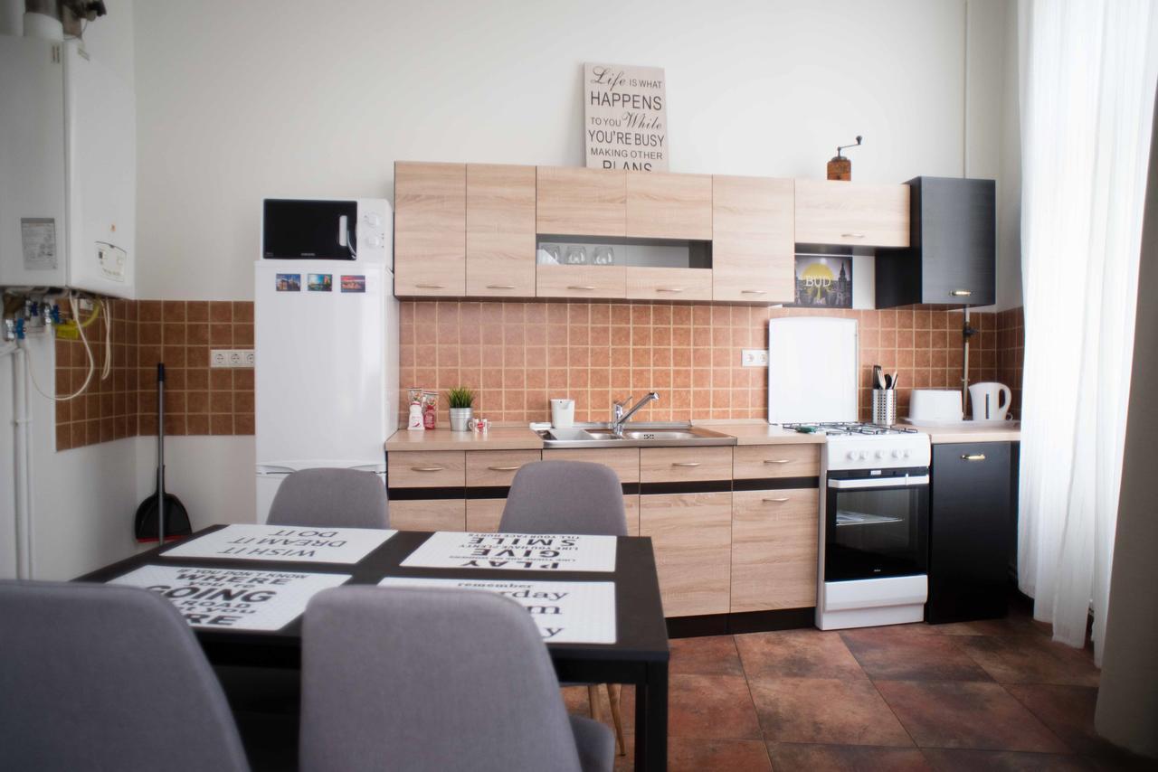 Castle Trees Apartment Βουδαπέστη Εξωτερικό φωτογραφία